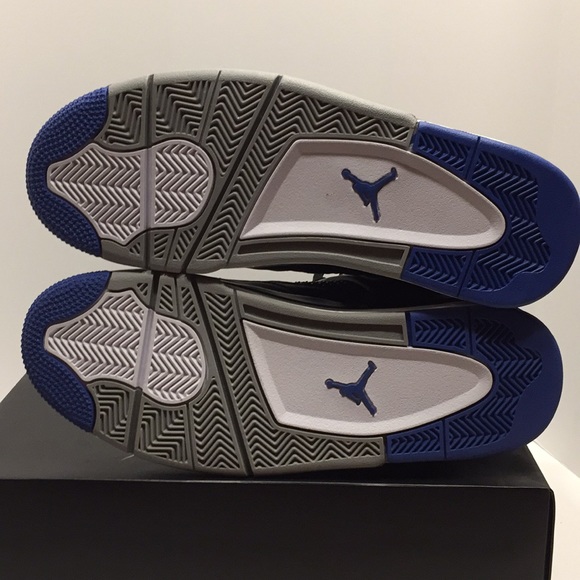 Men’s Air Jordan 4 Retro - Picture 7 of 7